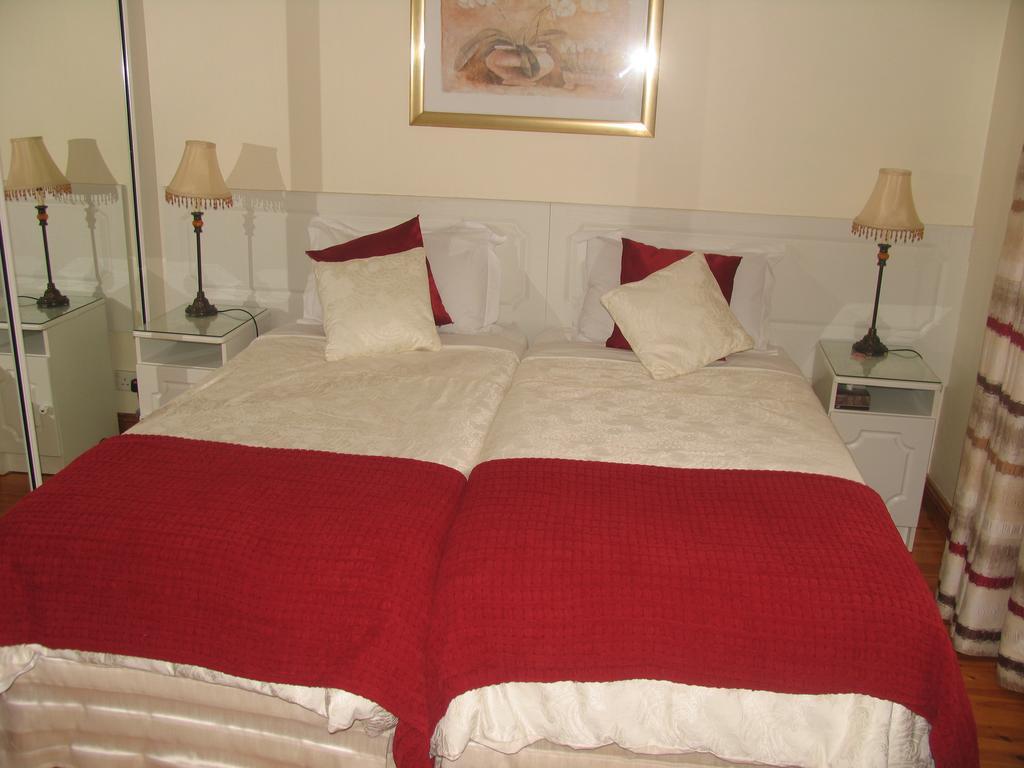 Clochard Bed & Breakfast Γκάλγουεϊ Εξωτερικό φωτογραφία